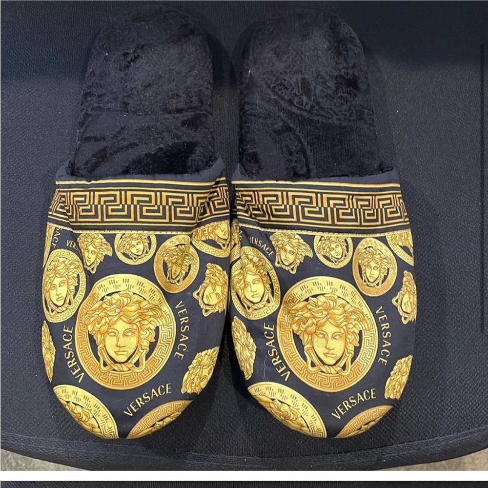 Versace loafers XL size 10 US size. Never worn